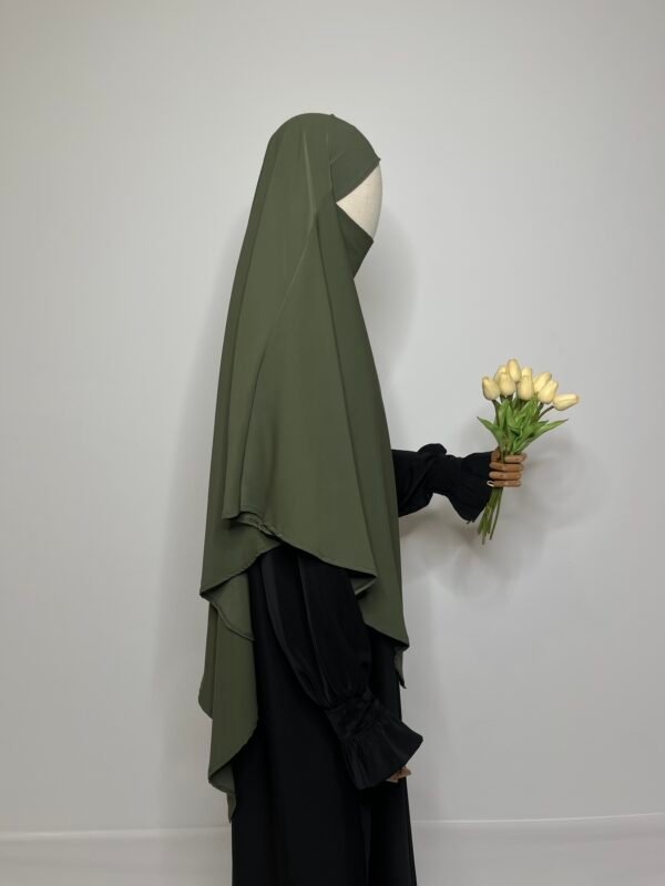 7006A865-DDAC-48B5-9C29-FB6039FDA99D Khimar soie de Médine court